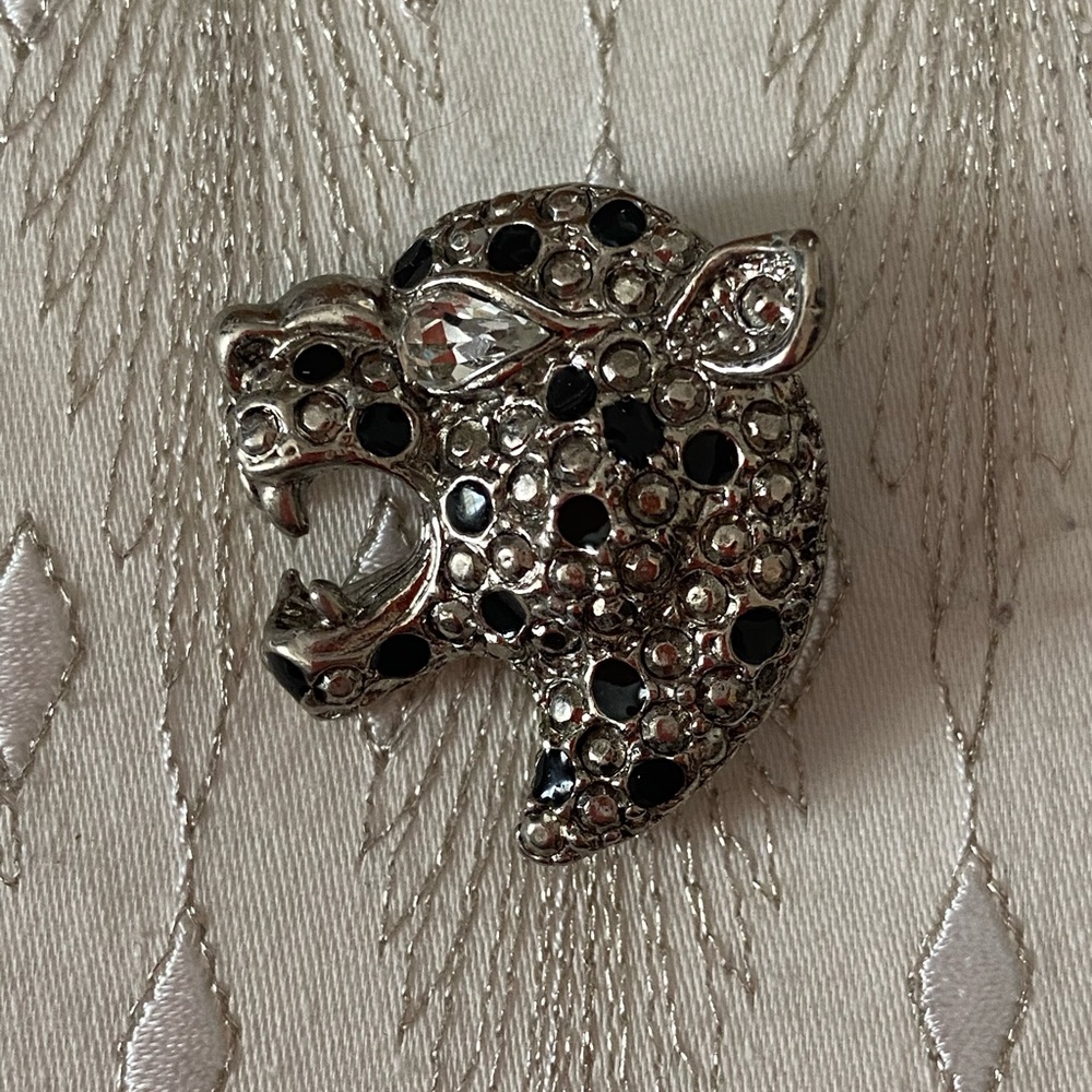 Wild Cat Brooch